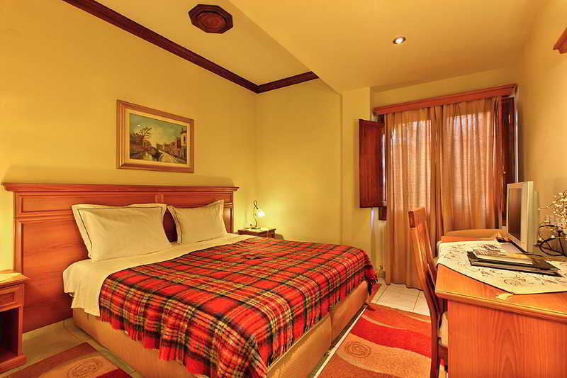Egnatia Hotel Ioannina Buitenkant foto